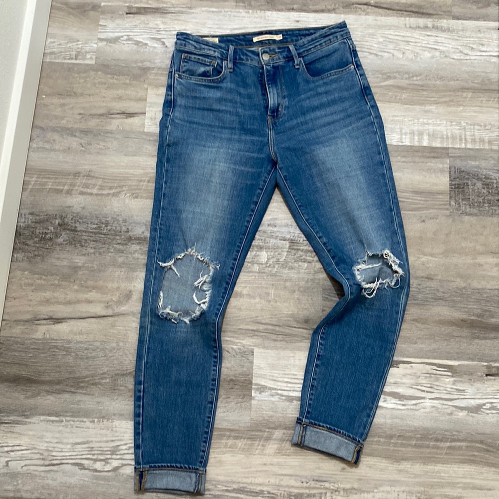Levi’s 721 high rise skinny jeans